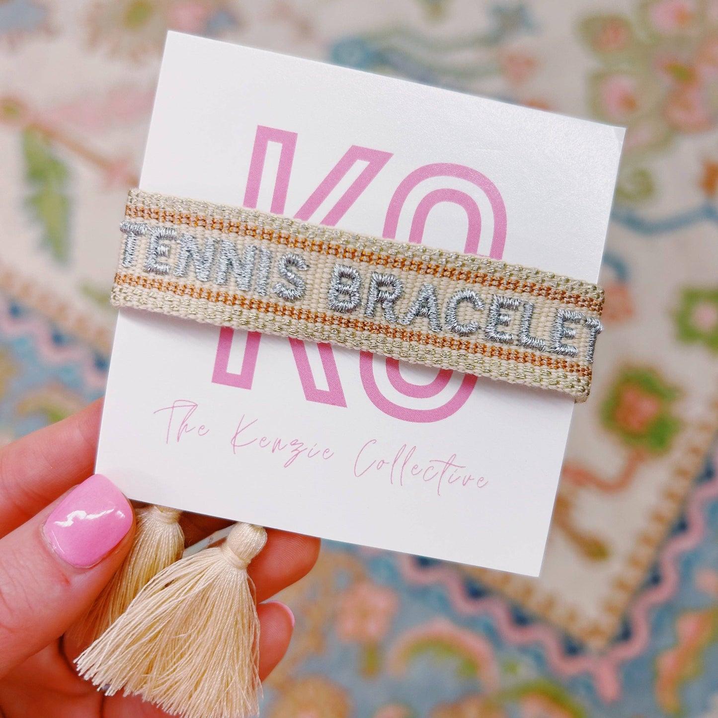 Tennis bracelet: