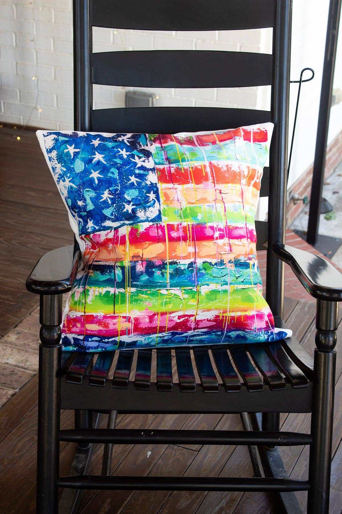 Patriotic "Americana" Outdoor Pillow: 24"x24" / Outdoor Pillow